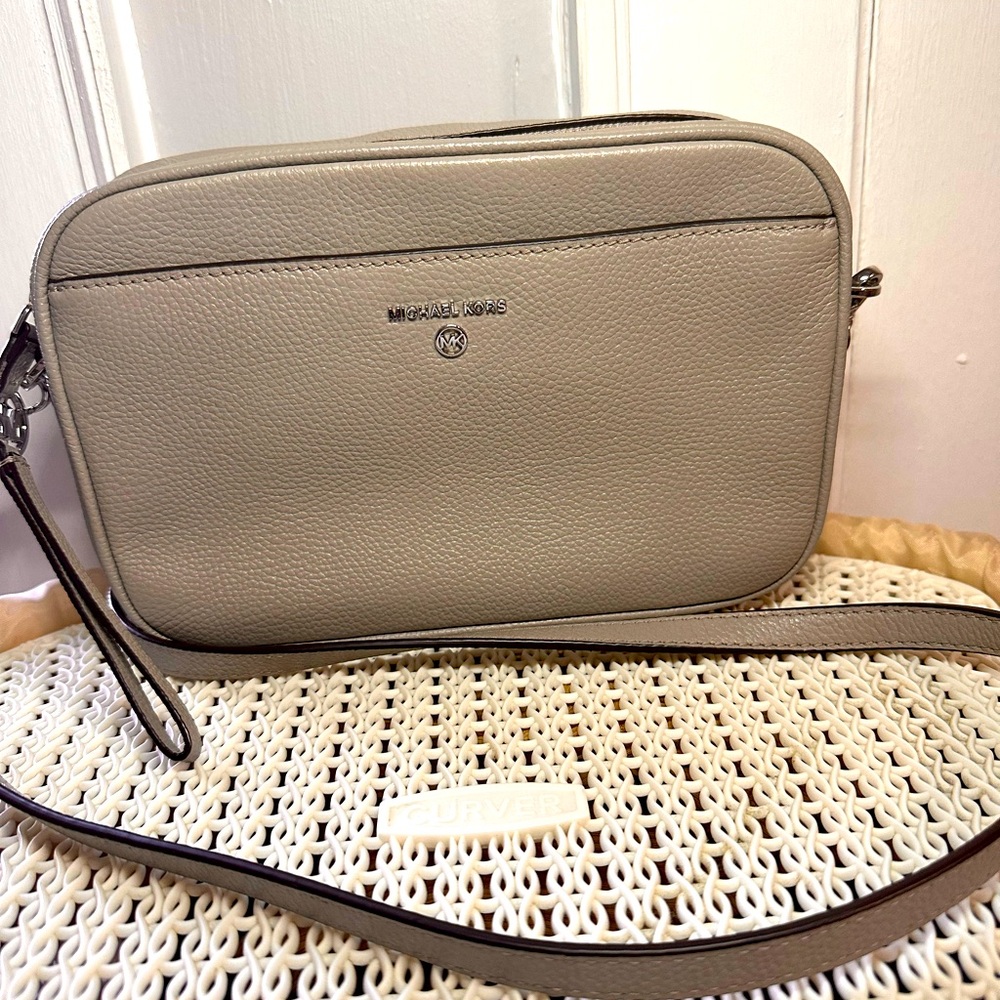 Michael Kors cross body